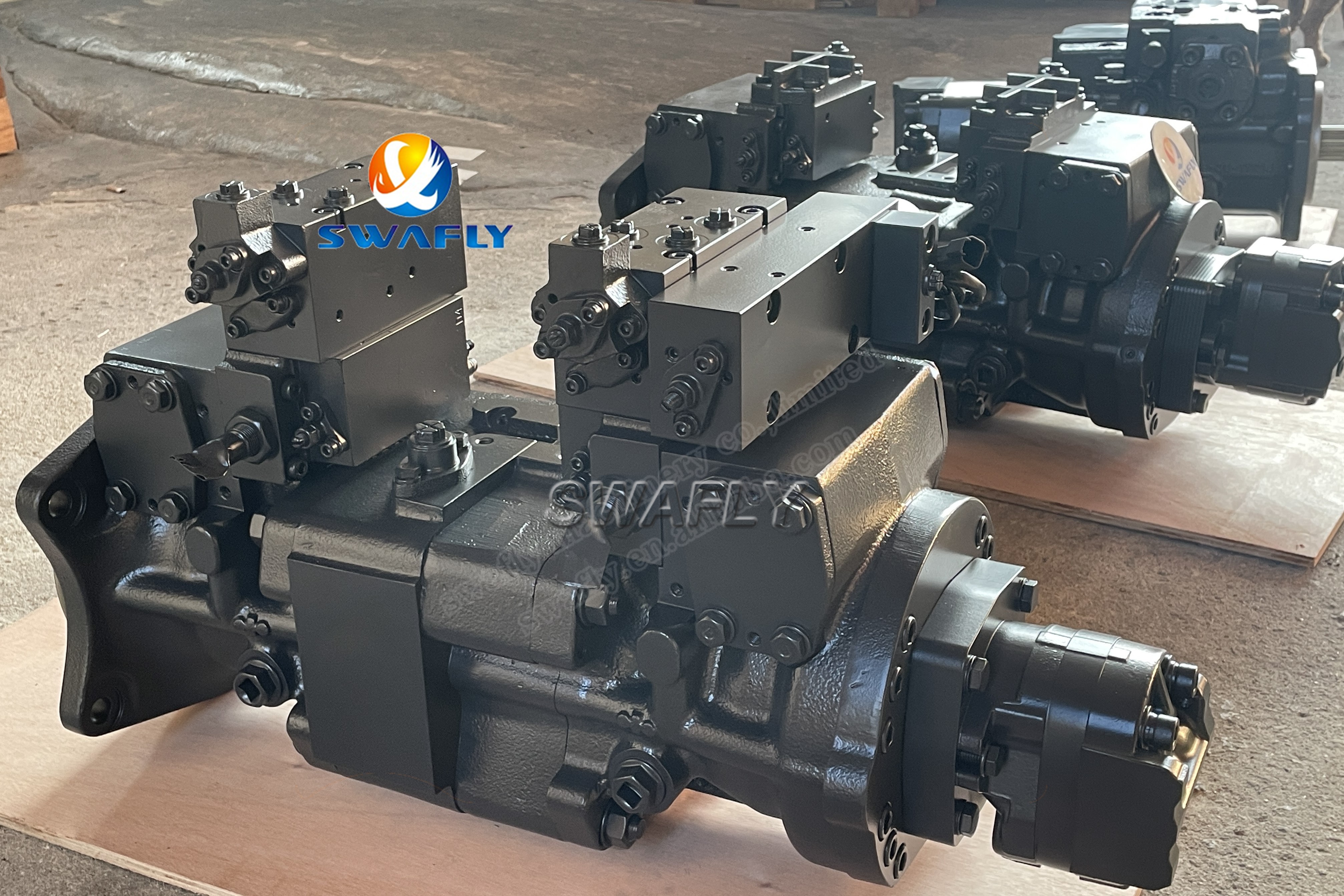 Recent Shipment of Komatsu PC1250-8 Hydraulic Pumps